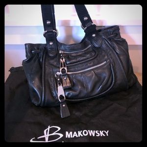 B Makowsky must-have shoulder bag.